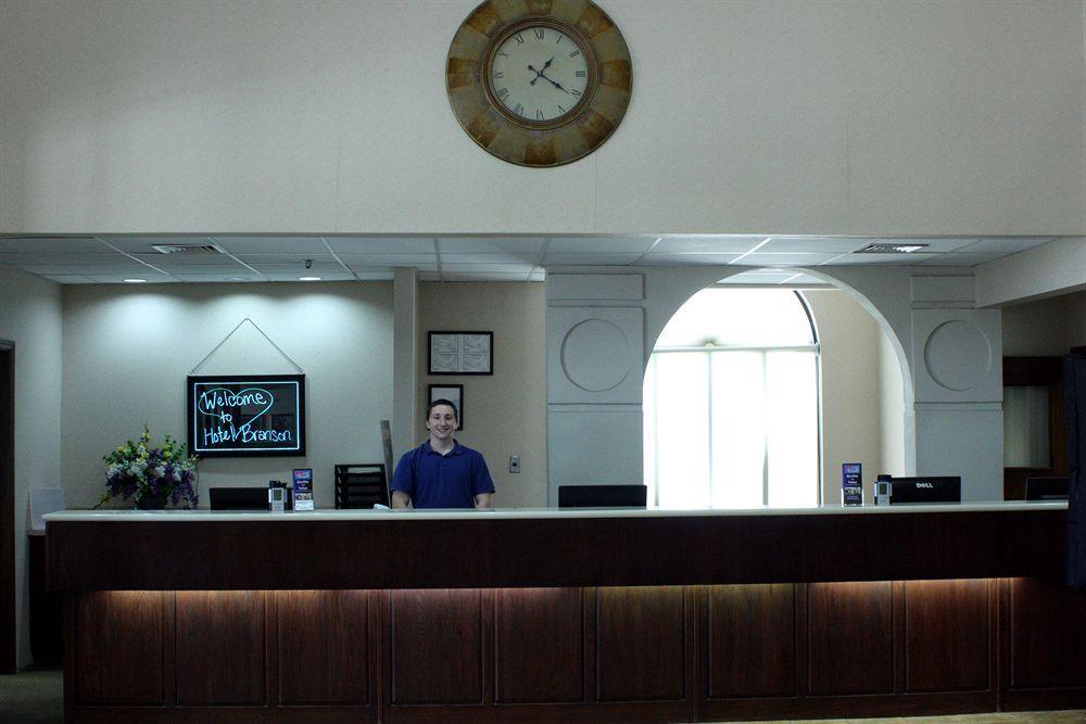 Angel Inn - By The Strip Branson Luaran gambar
