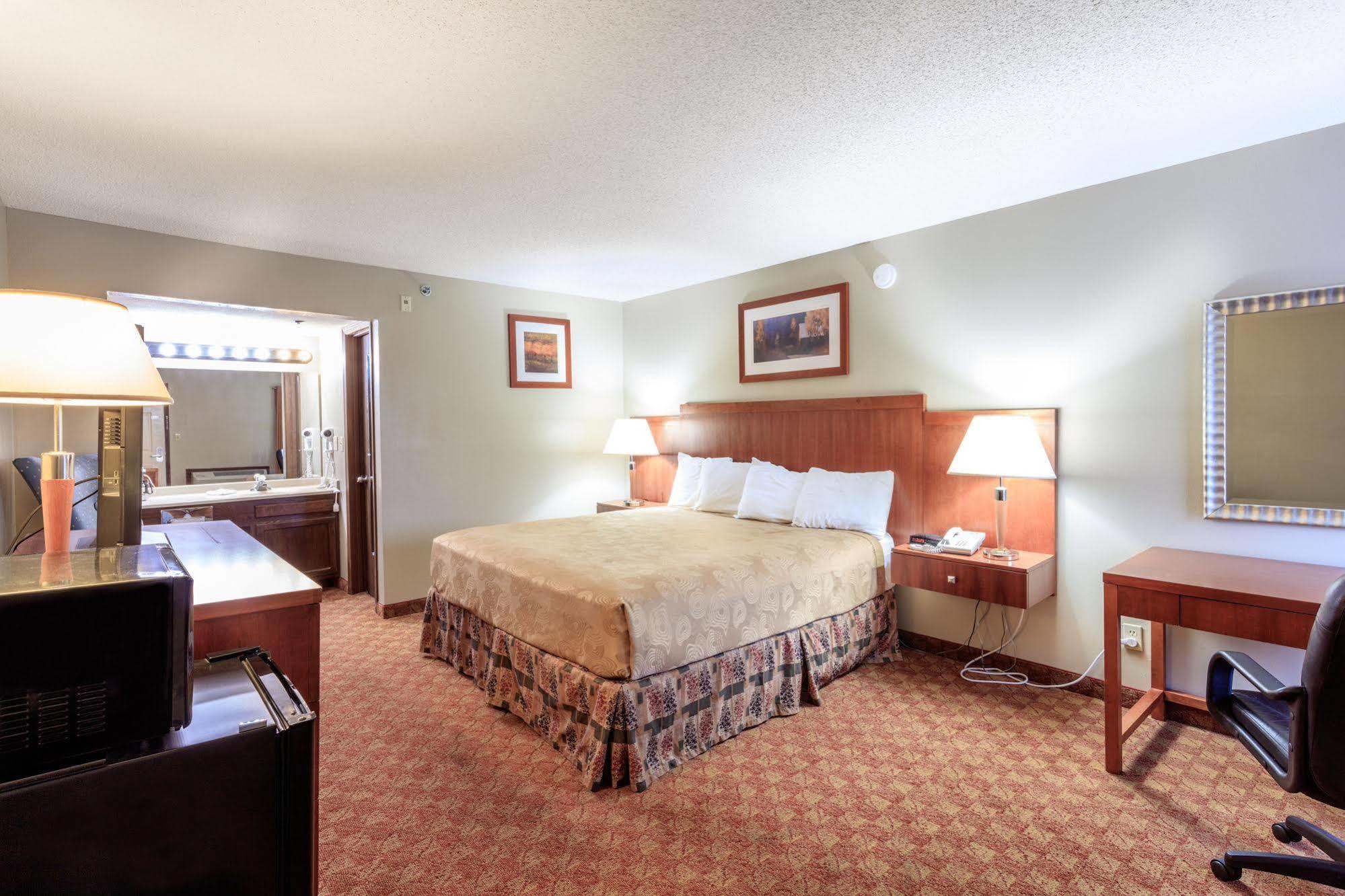 Angel Inn - By The Strip Branson Luaran gambar