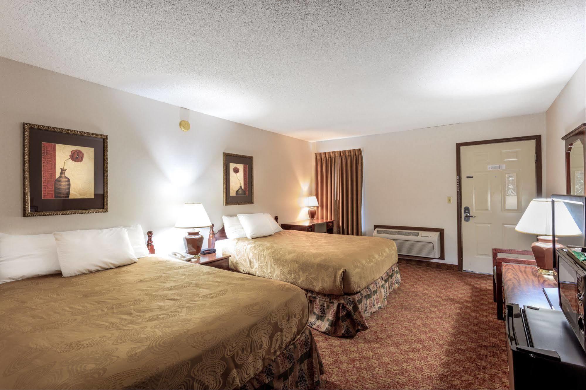 Angel Inn - By The Strip Branson Luaran gambar